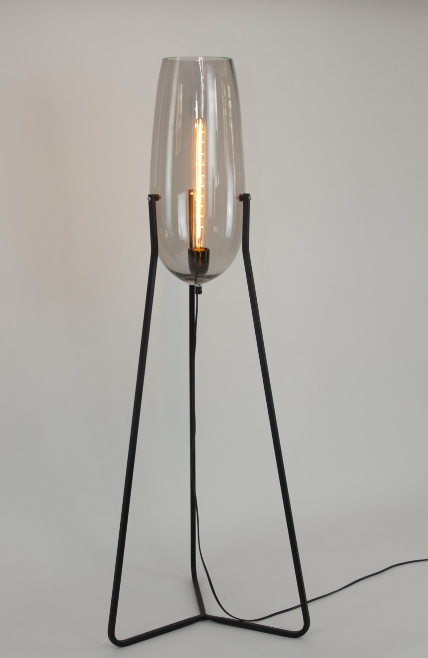 Arashigaoka Vijfde schermutseling Rising” staande lamp | Design shop Jhh productions